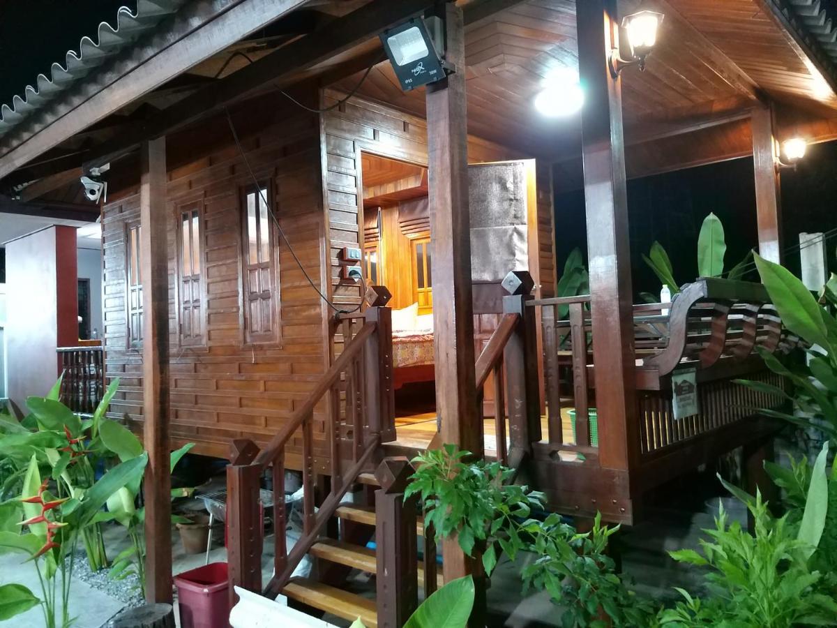 บ้านทะเลอิ่มเอม Bann Talay Im Eimm 반 페 외부 사진