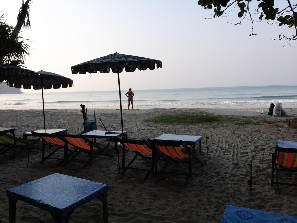 บ้านทะเลอิ่มเอม Bann Talay Im Eimm 반 페 외부 사진