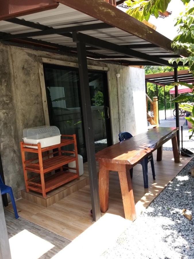 บ้านทะเลอิ่มเอม Bann Talay Im Eimm 반 페 외부 사진